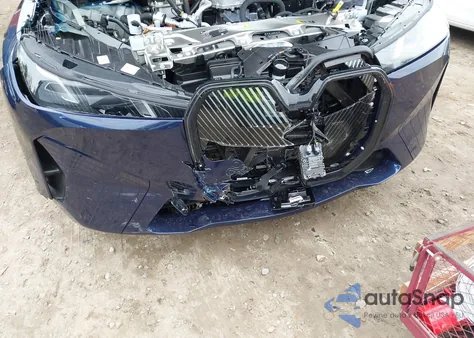 2026 BMW Ix xDrive45 z USA, uszkodzony, nr VIN WB543CF00TCV89079